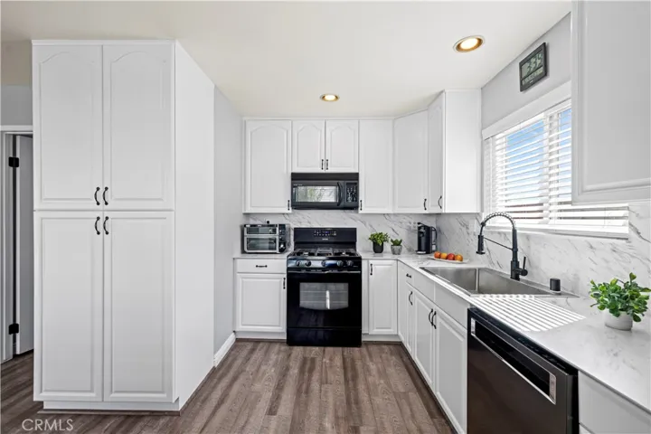20155 Keaton Street, Canyon Country, California 91351
