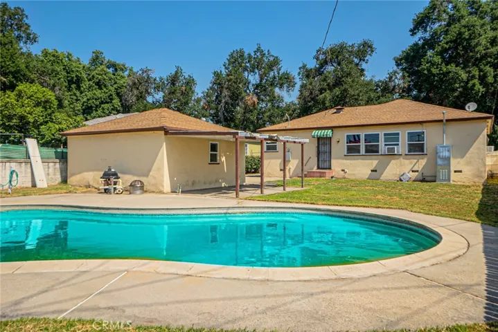 987 W 23rd Street, San Bernardino, California 92405