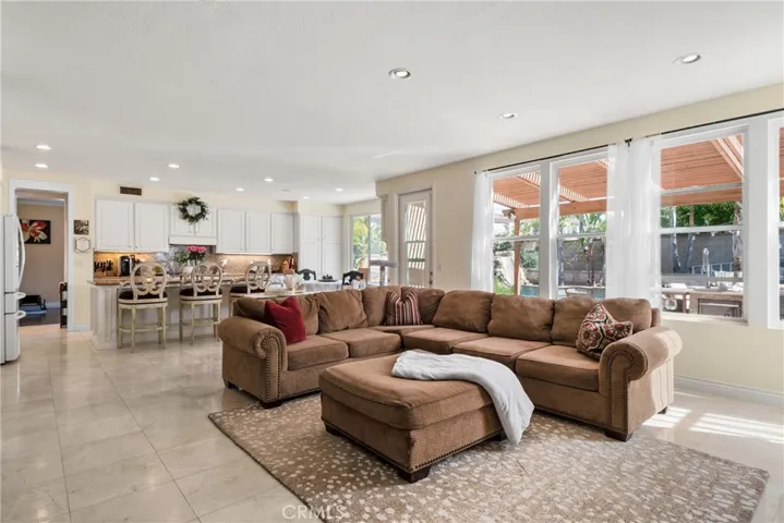 8190 E Hayden Court, Anaheim Hills, California 92808