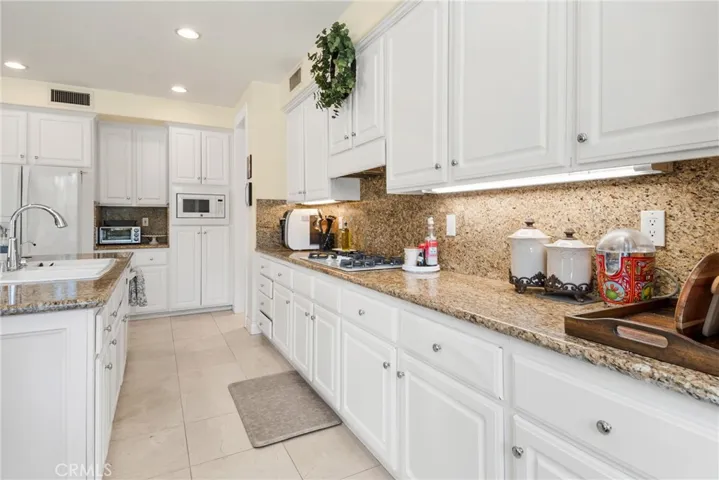 8190 E Hayden Court, Anaheim Hills, California 92808