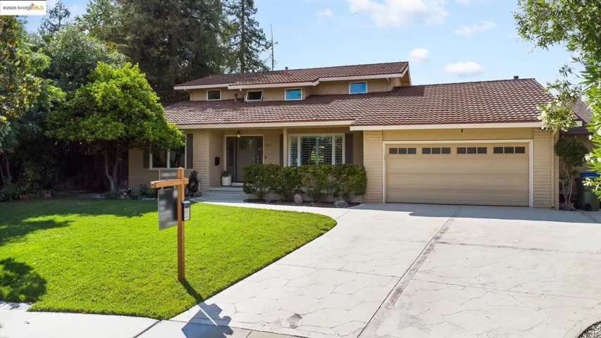 275 La Quinta Ct, Walnut Creek, California 94598