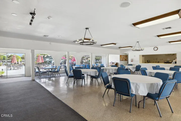 031_cjp_0900_939_180