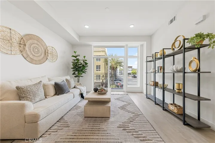168 S Monterey Street 402, Alhambra, California 91801