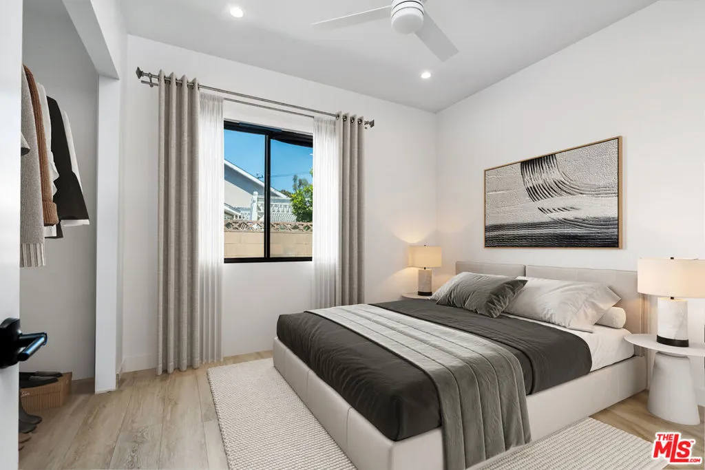 1144 E Madison Avenue, Orange, California 92867 home-pic-14