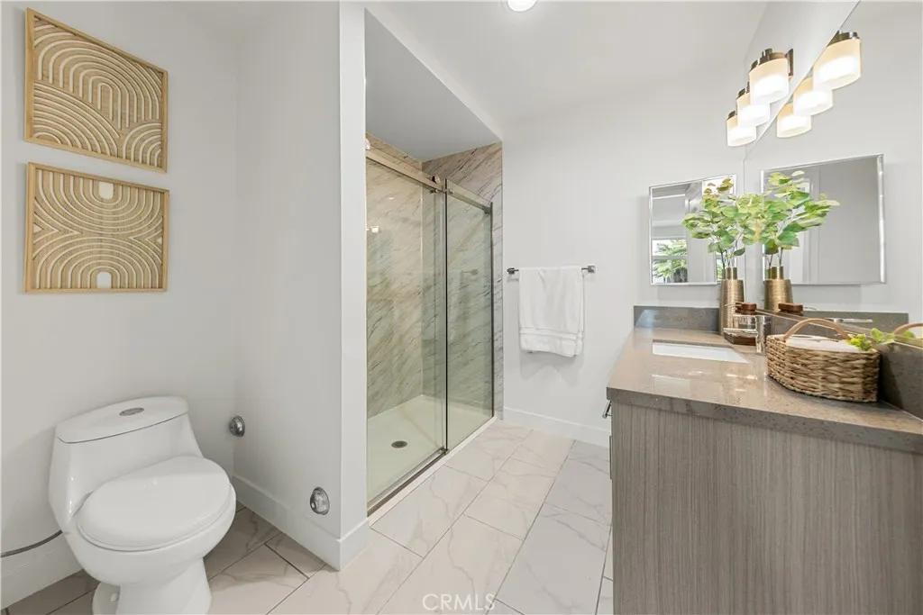 168 S Monterey Street 313, Alhambra, California 91801 home-pic-15