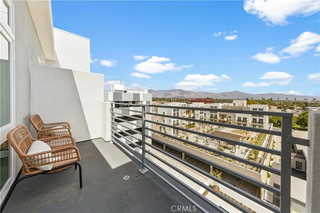 168 S Monterey Street 512, Alhambra, California 91801 home-pic-13