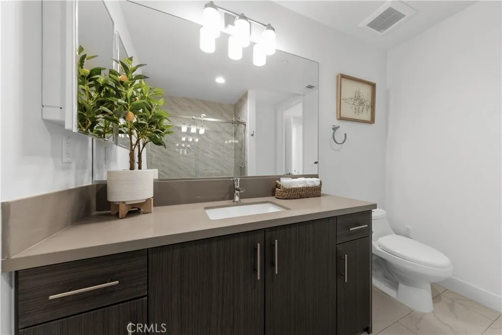 168 S Monterey Street 512, Alhambra, California 91801 home-pic-22