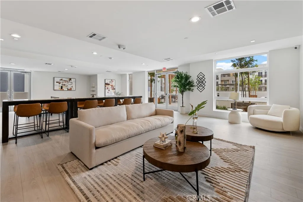 168 S Monterey Street 501, Alhambra, California 91801 home-pic-41