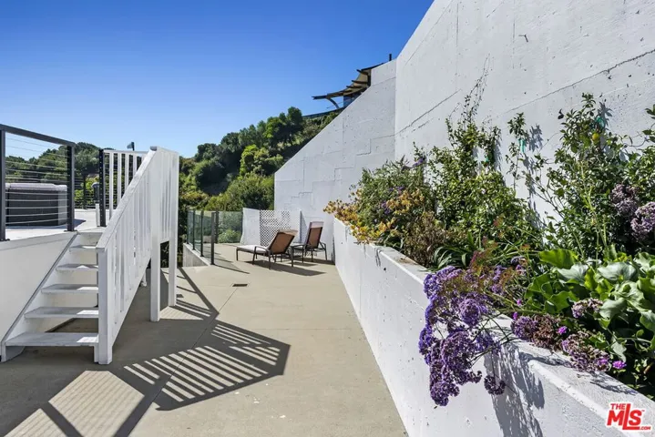 3843 Rambla Pacifico, Malibu, California 90265