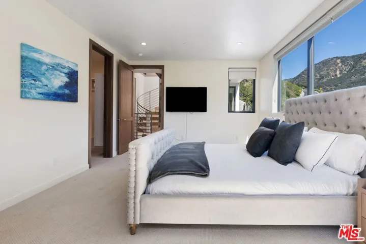 3843 Rambla Pacifico, Malibu, California 90265