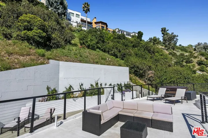 3843 Rambla Pacifico, Malibu, California 90265