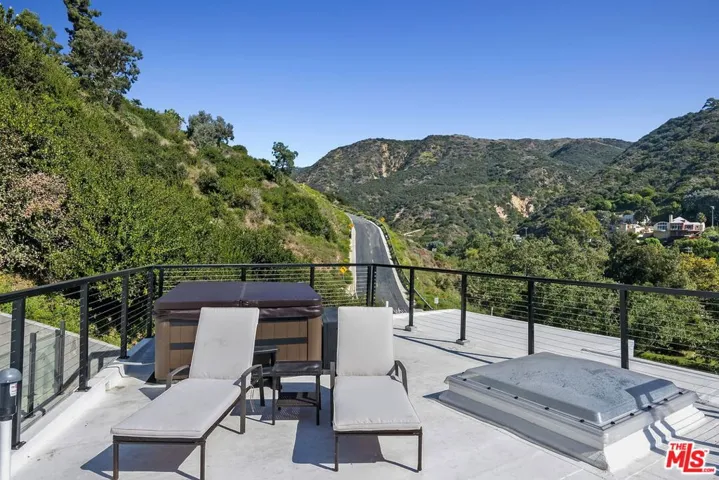 3843 Rambla Pacifico, Malibu, California 90265