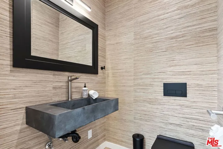 3843 Rambla Pacifico, Malibu, California 90265
