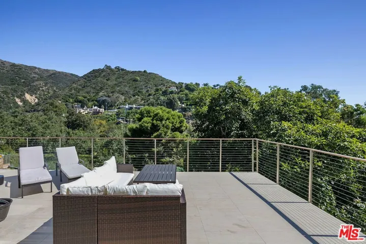 3843 Rambla Pacifico, Malibu, California 90265