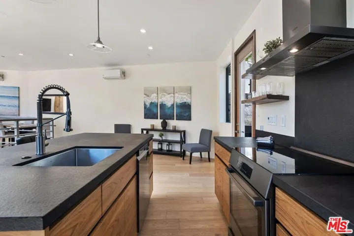 3843 Rambla Pacifico, Malibu, California 90265