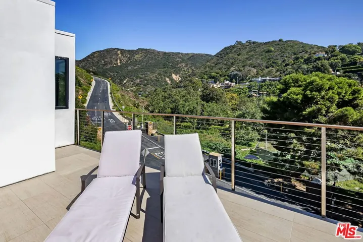 3843 Rambla Pacifico, Malibu, California 90265