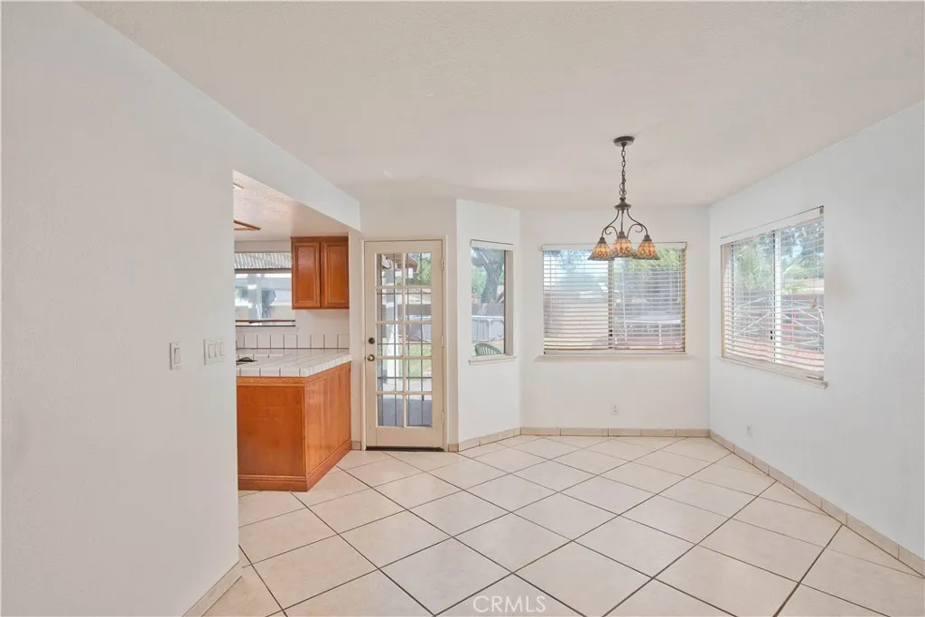 42934 Fenner Avenue, Lancaster, California 93536 home-pic-9