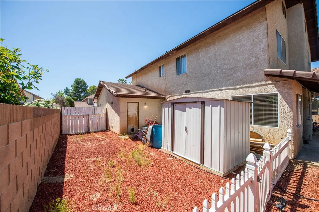 42934 Fenner Avenue, Lancaster, California 93536 home-pic-28