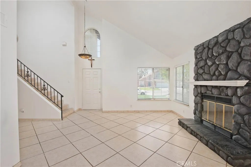 42934 Fenner Avenue, Lancaster, California 93536 home-pic-6