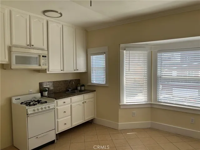 354 Chestnut Avenue 31, Long Beach, California 90802