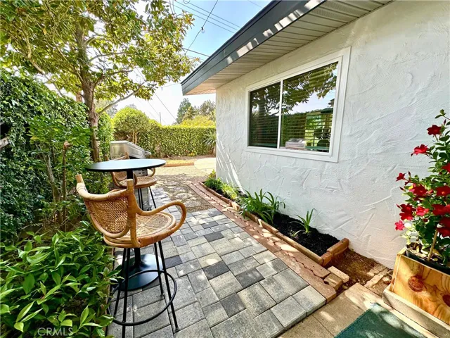 182 Verona Avenue, Goleta, California 93117