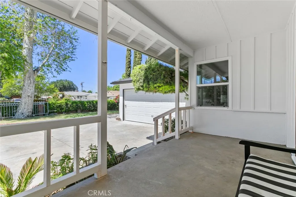 6454 Baird Avenue, Reseda, California 91335 home-pic-53