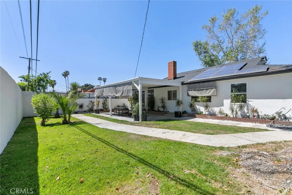 6454 Baird Avenue, Reseda, California 91335 home-pic-47