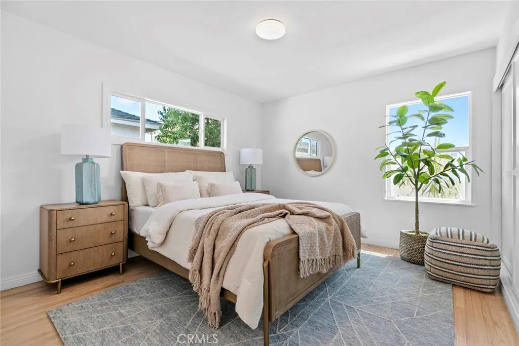 6454 Baird Avenue, Reseda, California 91335 home-pic-26