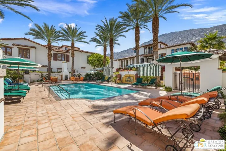 287 S Cahuilla Road, Palm Springs, California 92262