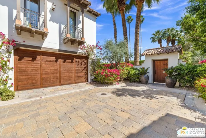 287 S Cahuilla Road, Palm Springs, California 92262