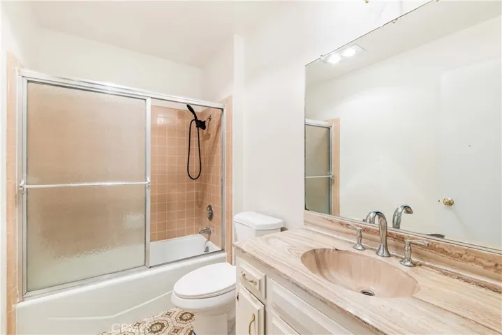 1320 Cuesta Norte, Fallbrook, California 92028