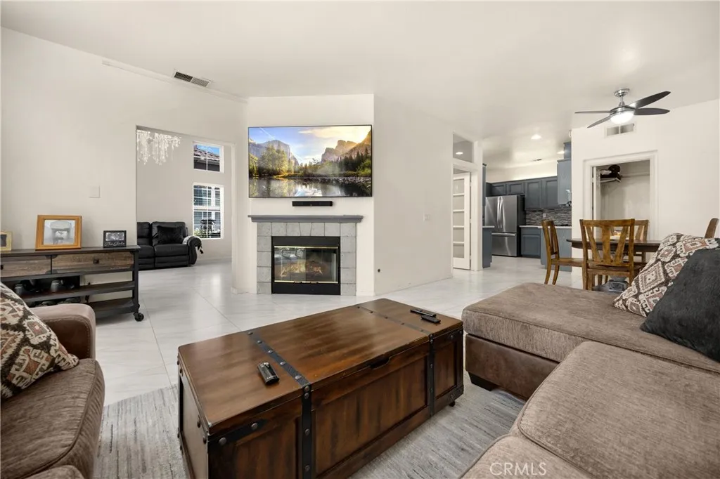 5505 Beverly Lane, Yorba Linda, California 92887 home-pic-9