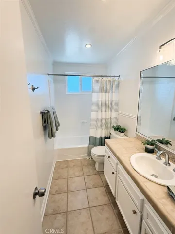 Upstairs bathroom