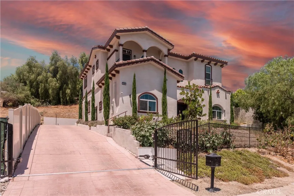 451 Avenida Esplendor, Walnut, California 91789 home-pic-52