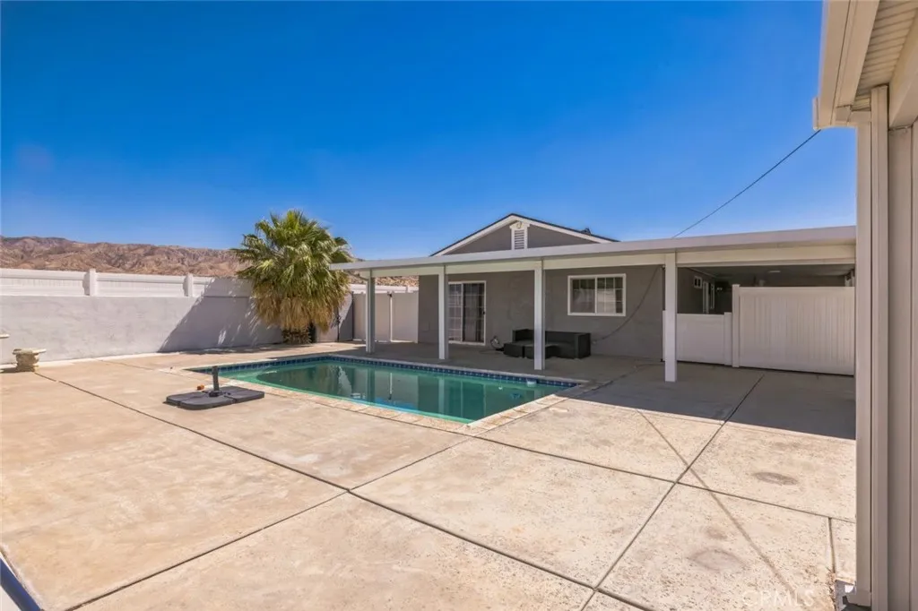 15025 Avenida Ramada, Desert Hot Springs, California 92240 home-pic-25