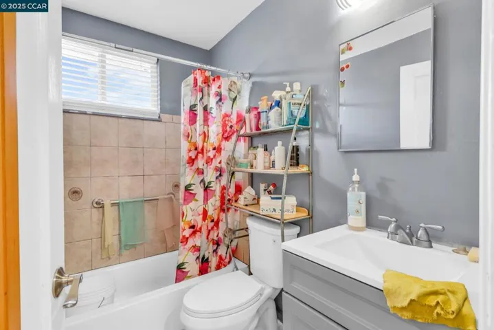 612 Thomas Dr, Richmond, California 94806