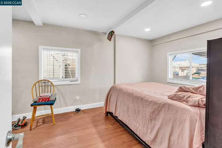 612 Thomas Dr, Richmond, California 94806