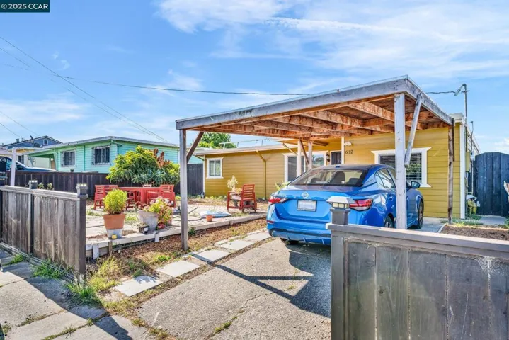 612 Thomas Dr, Richmond, California 94806