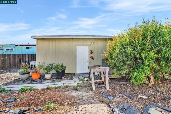 612 Thomas Dr, Richmond, California 94806