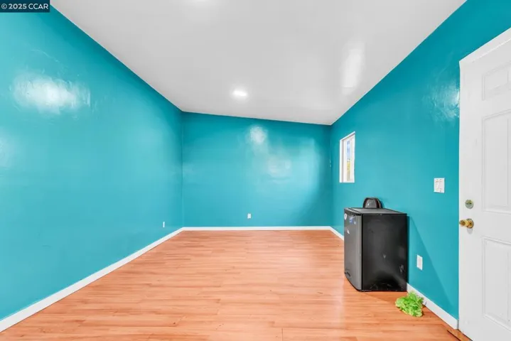 612 Thomas Dr, Richmond, California 94806