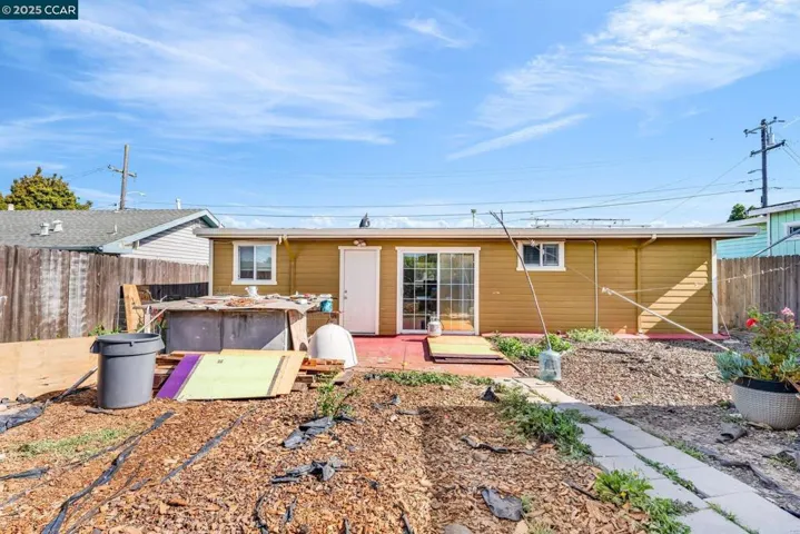 612 Thomas Dr, Richmond, California 94806