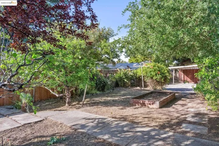 148 Estabrook, San Leandro, California 94577