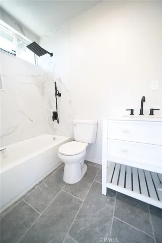 1336 W 118th Street, Los Angeles, California 90044