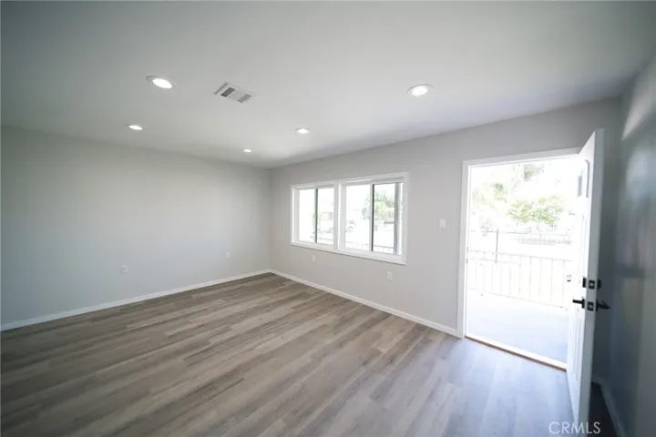 1336 W 118th Street, Los Angeles, California 90044