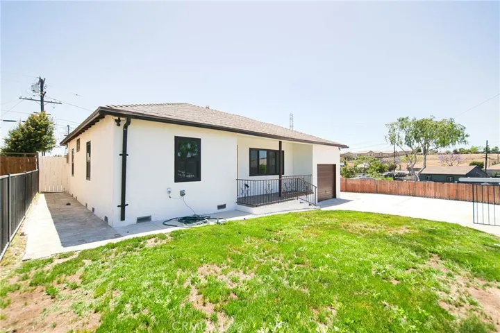 1336 W 118th Street, Los Angeles, California 90044