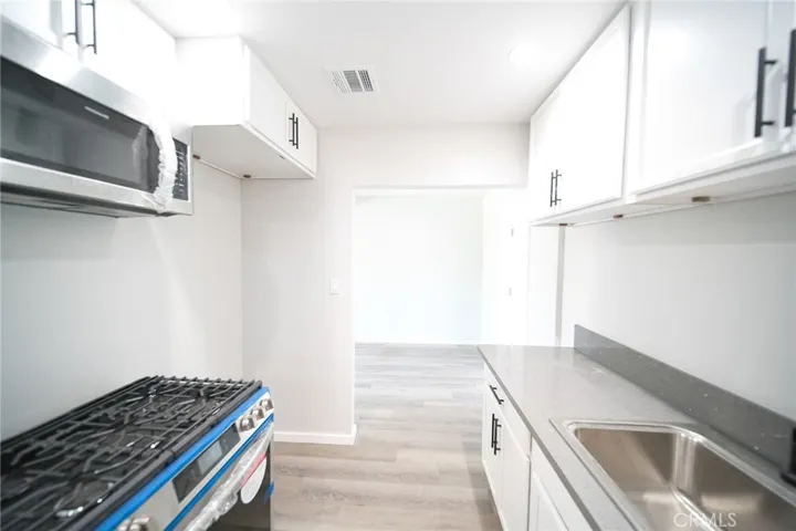 1336 W 118th Street, Los Angeles, California 90044
