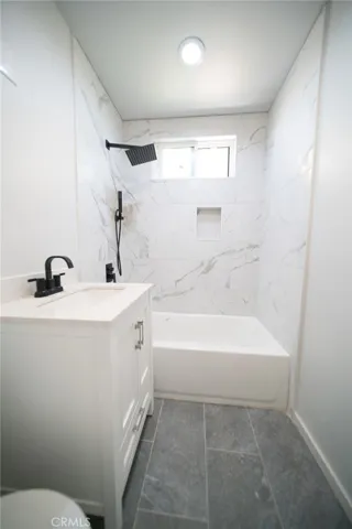 1336 W 118th Street, Los Angeles, California 90044