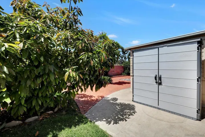 3894 Mount Blackburn, San Diego, California 92111