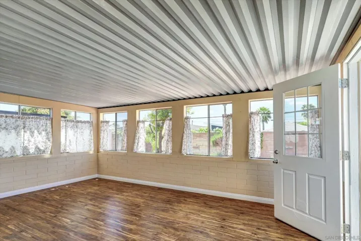 3894 Mount Blackburn, San Diego, California 92111
