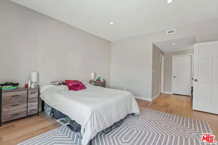 8180 Manitoba Street 223, Playa Del Rey, California 90293